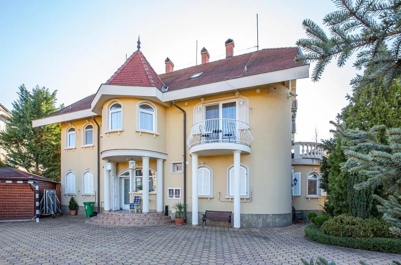 Villa Rosa Hajdúszoboszló Vendégház