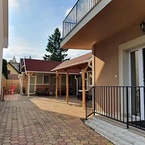 3* Pensjonat Party Vendeghaz