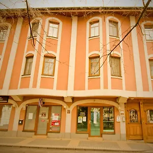 2* Vendégház Kemencés Csárda és Panzió